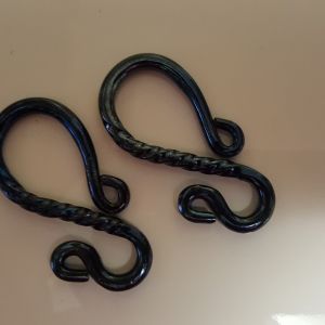 PAIR OF REIN CHAIN FANCY S HOOKS - BLUED FINISH