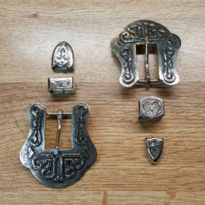3-Piece Buckle Set -  Rusty Iron with Hearts